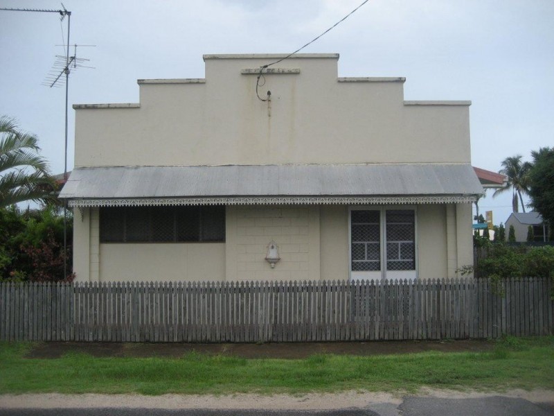 54 Bowen Street, Cardwell QLD 4849