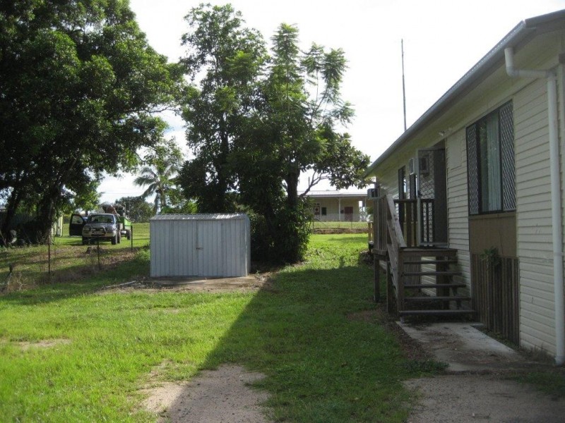 60 Roma Street, Cardwell QLD 4849