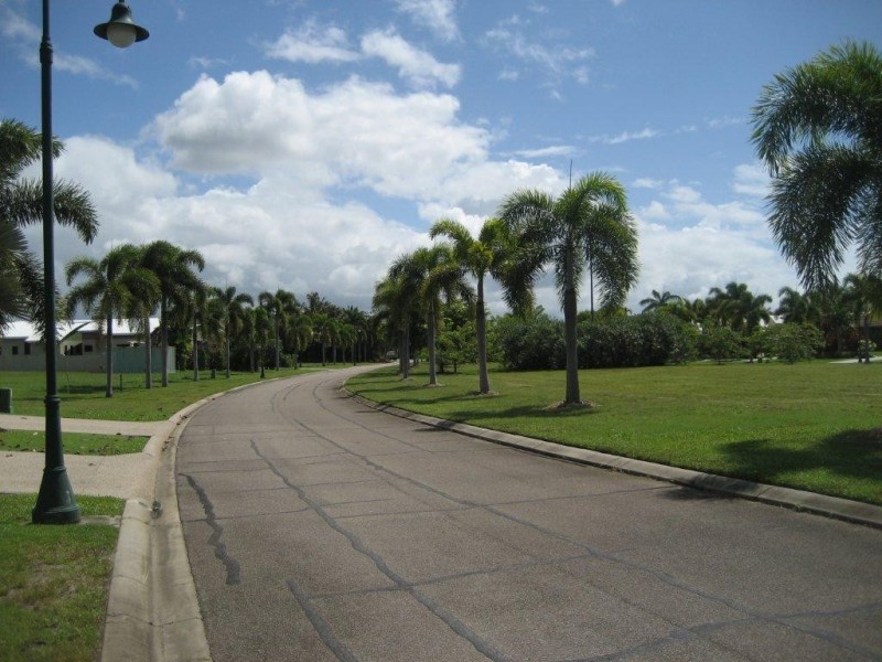 106 Keith Williams Drive, Cardwell QLD 4849