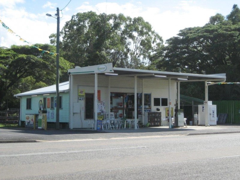 56115 Bruce Highway, Cardwell QLD 4849