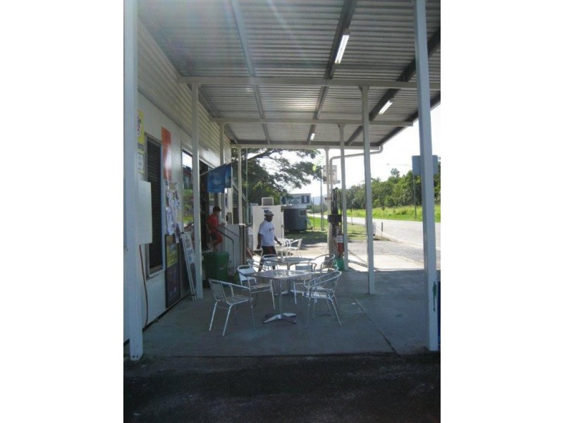 56115 Bruce Highway, Cardwell QLD 4849