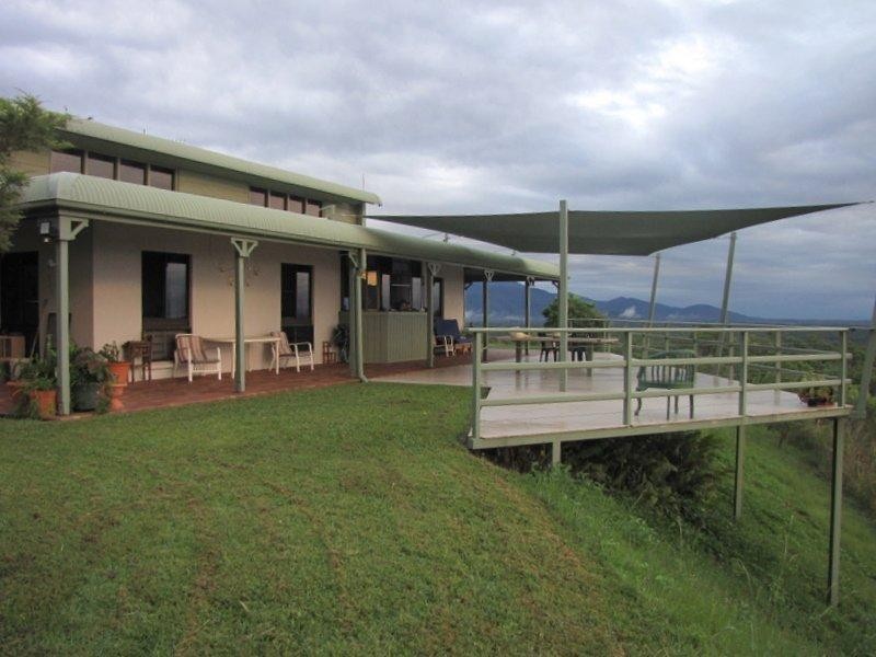 119 Ellerbeck Road, Cardwell QLD 4849