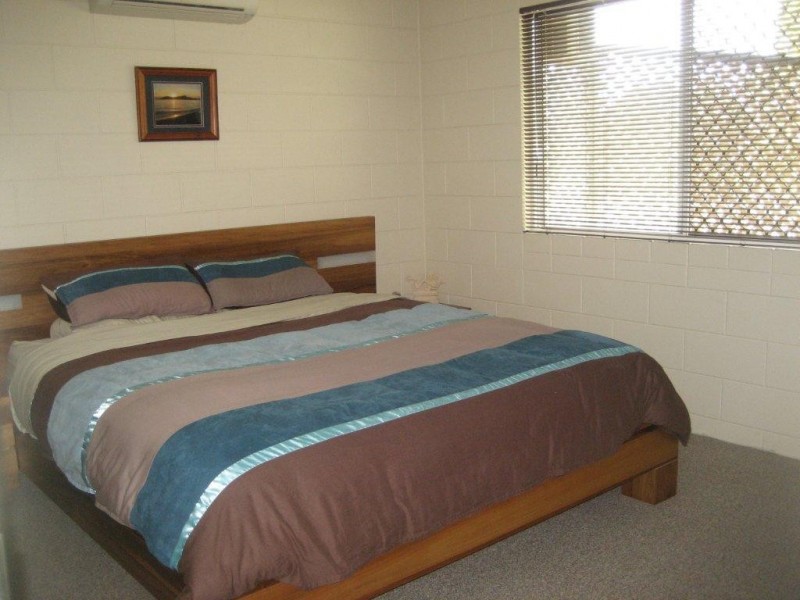 1/231 Victoria Street, Cardwell QLD 4849