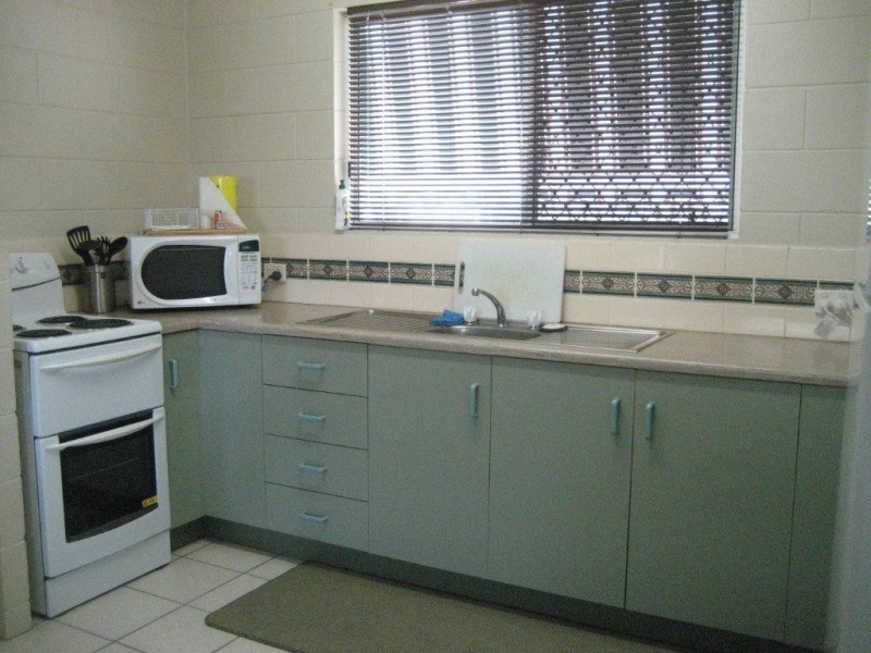 1/231 Victoria Street, Cardwell QLD 4849