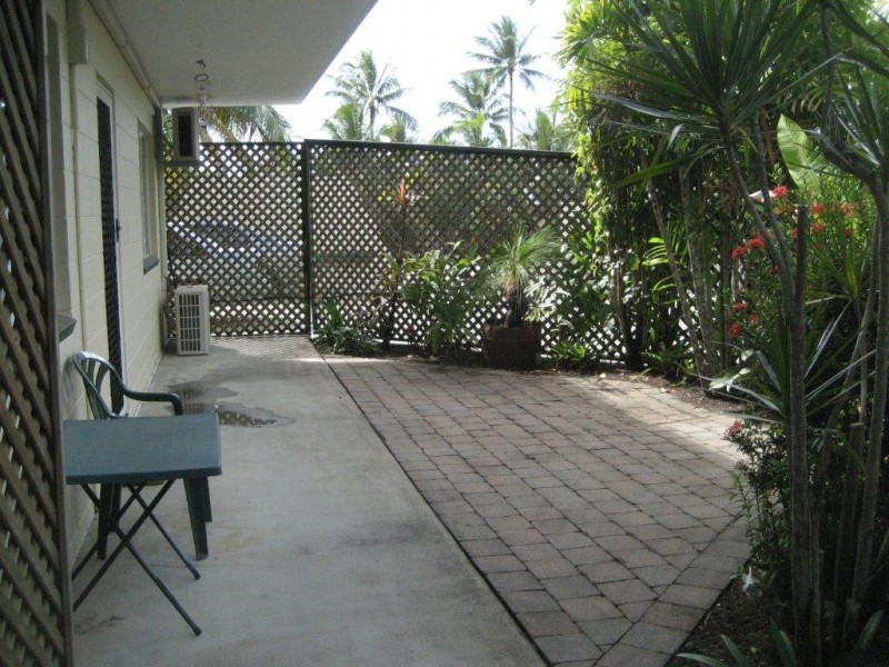 1/231 Victoria Street, Cardwell QLD 4849