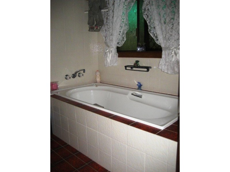 18 Gergory Street, Cardwell QLD 4849