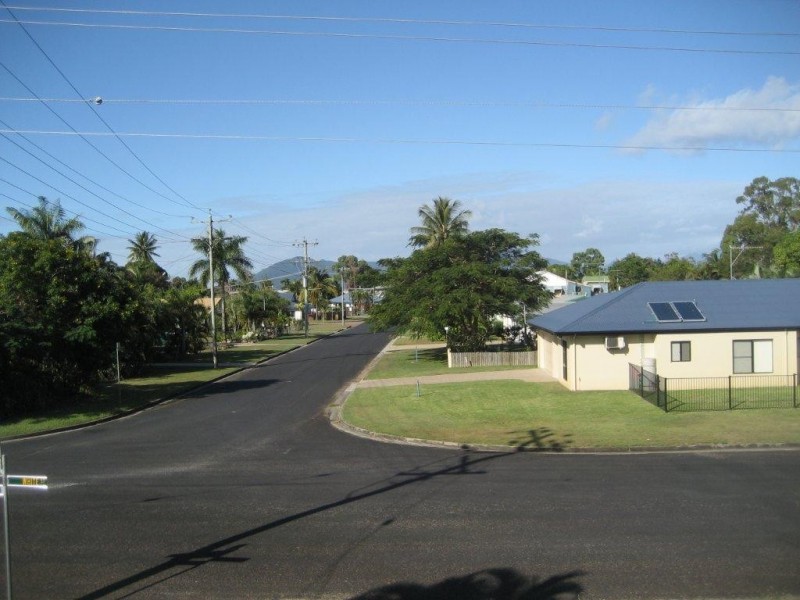 11 White Street, Cardwell QLD 4849