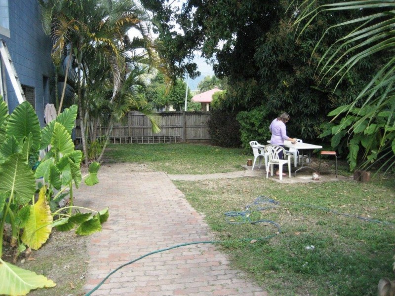 6 Brasenose Street, Cardwell QLD 4849