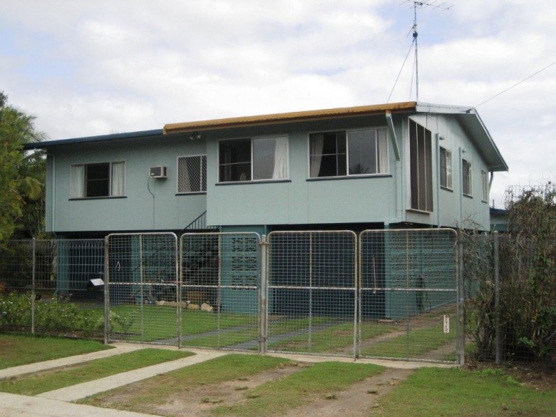 10 Toohey Street, Cardwell QLD 4849
