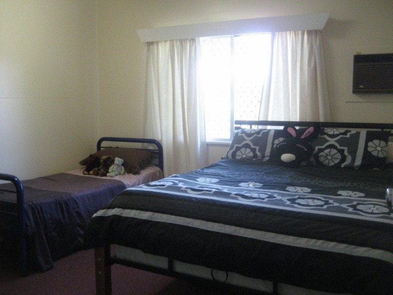10 Toohey Street, Cardwell QLD 4849