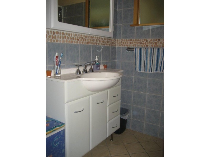 10 Toohey Street, Cardwell QLD 4849