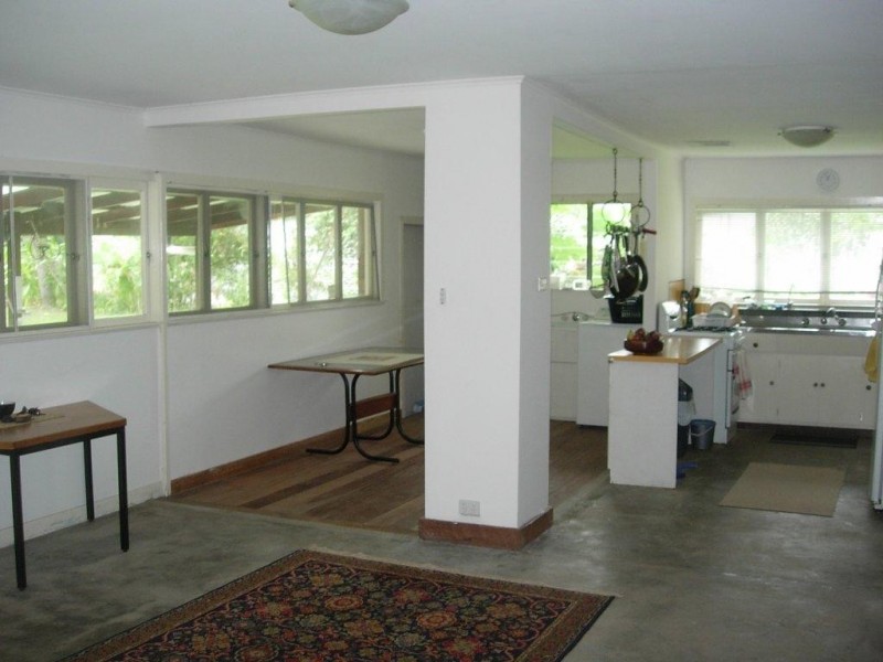 206 Victoria Street, Cardwell QLD 4849