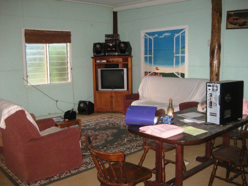 125 Hamilton Road, Cardwell QLD 4849