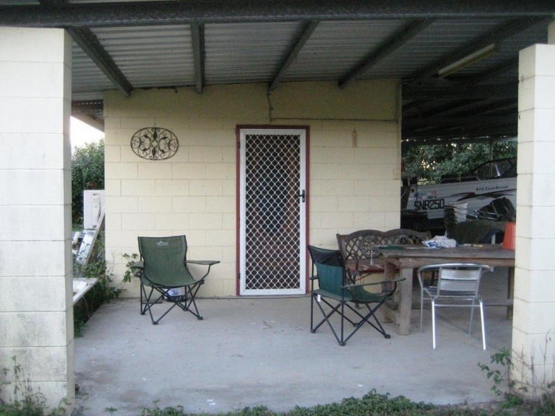 125 Hamilton Road, Cardwell QLD 4849