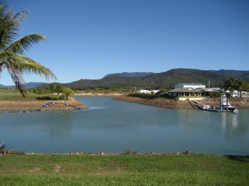 14 Royal Palm Avenue, Cardwell QLD 4849