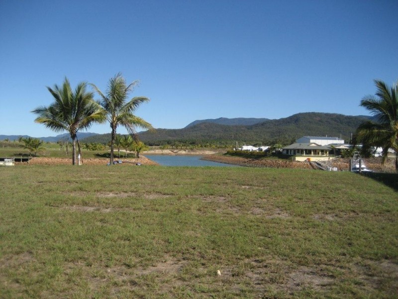 14 Royal Palm Avenue, Cardwell QLD 4849
