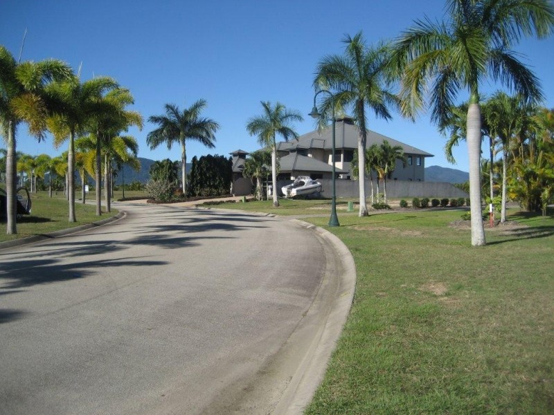 14 Royal Palm Avenue, Cardwell QLD 4849