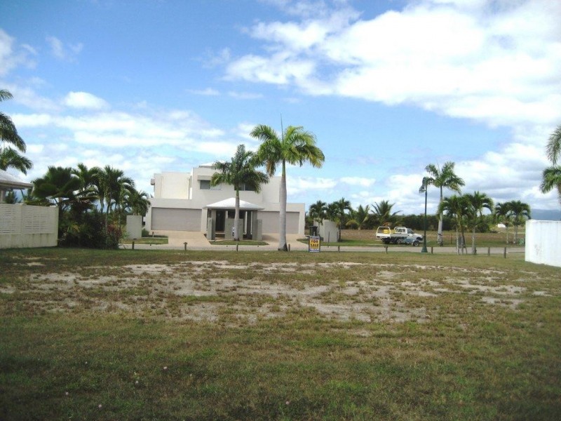 41 Royal Palm Avenue, Cardwell QLD 4849