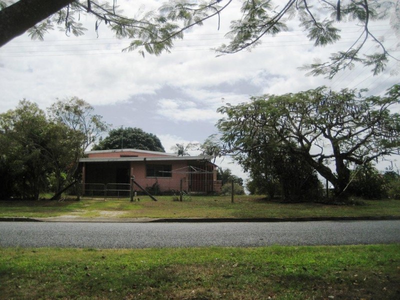 142 Bowen Street, Cardwell QLD 4849