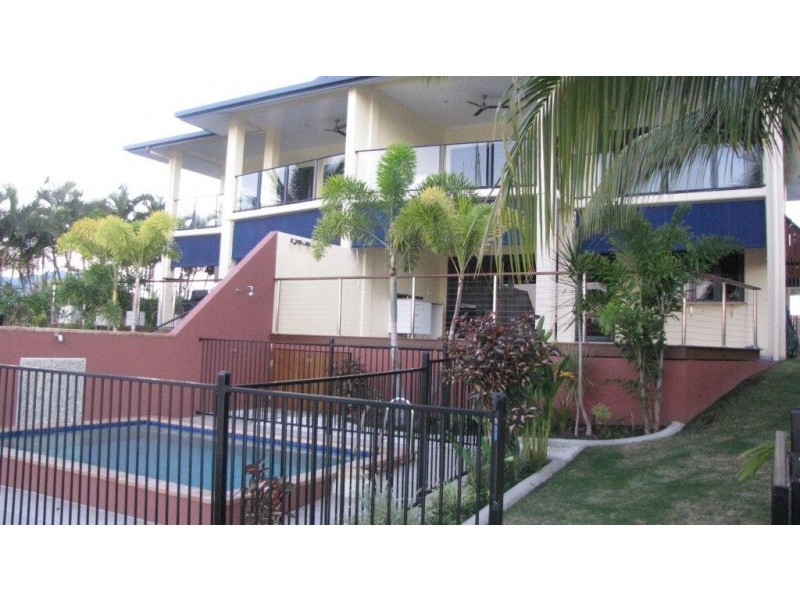 2/45 Royal Palm Avenue, Cardwell QLD 4849