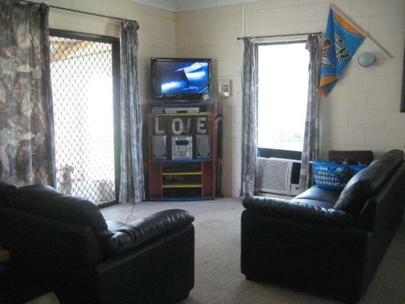 8 White Street, Cardwell QLD 4849