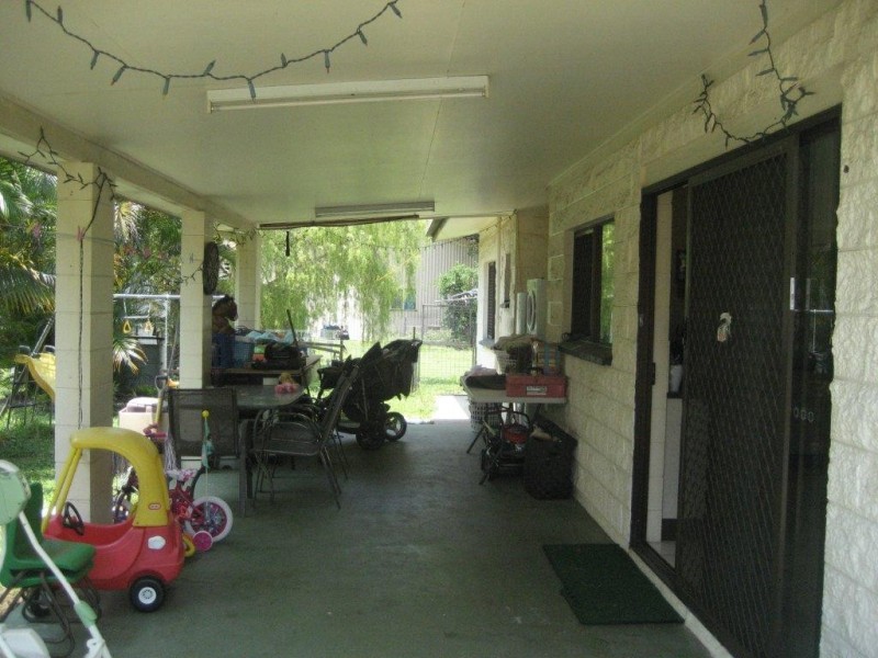 8 White Street, Cardwell QLD 4849