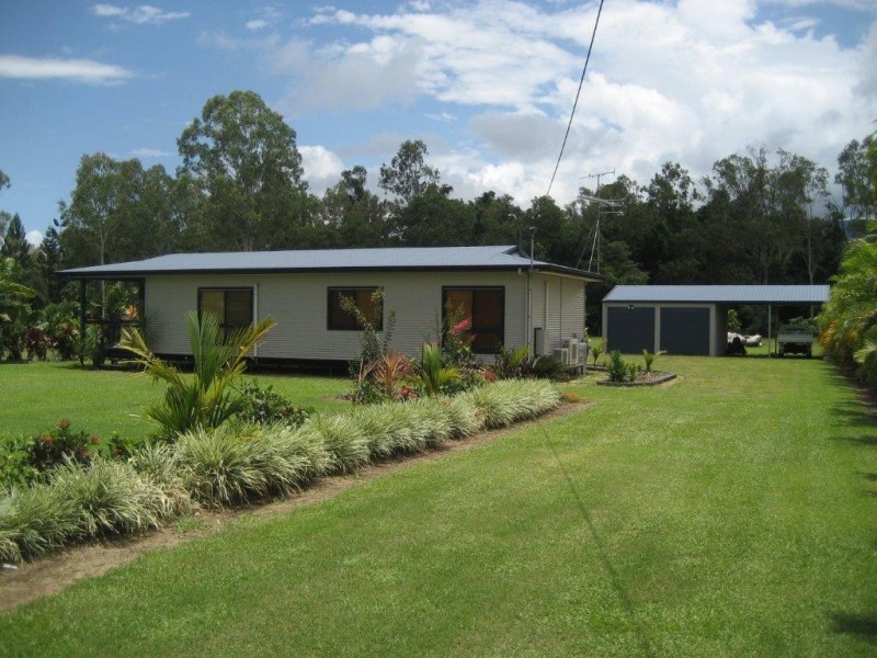 11 Curtis Road, Cardwell QLD 4849