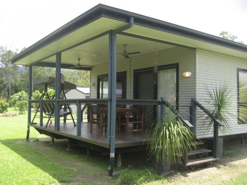 11 Curtis Road, Cardwell QLD 4849