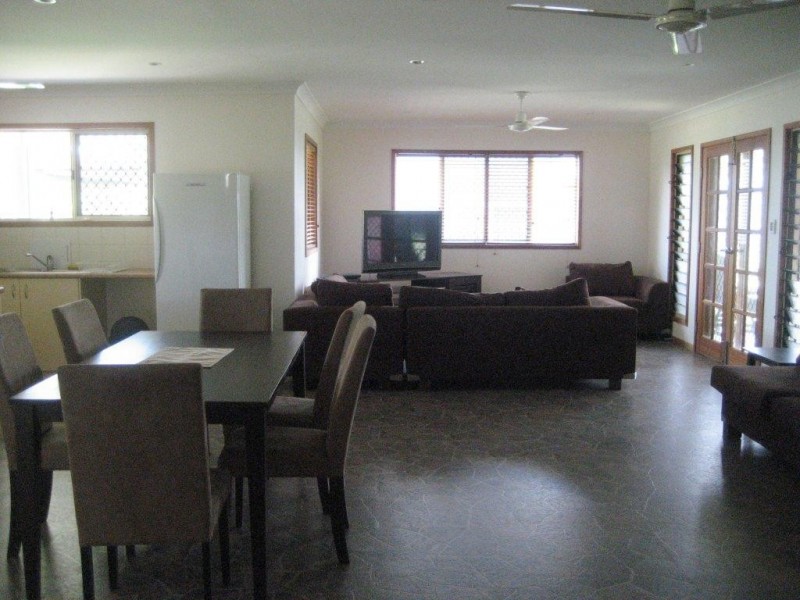 61 Roma Street, Cardwell QLD 4849