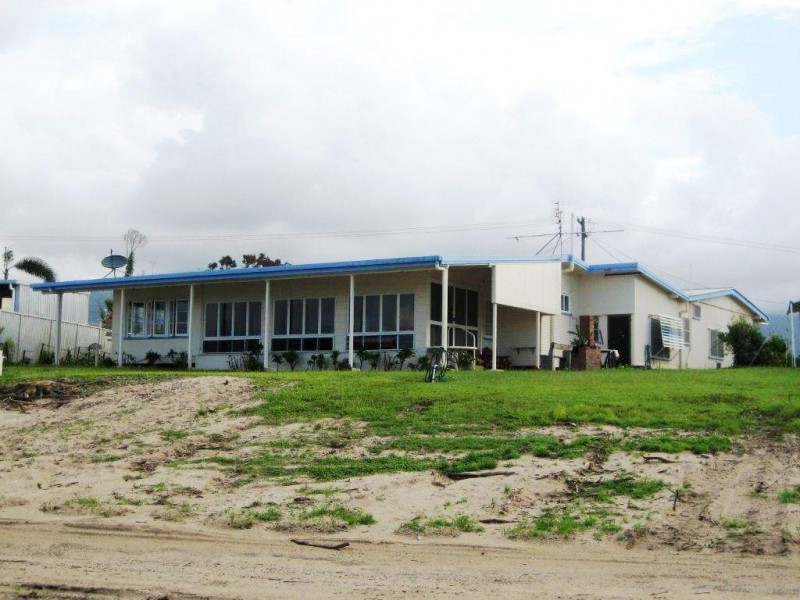 150 Victoria Street, Cardwell QLD 4849