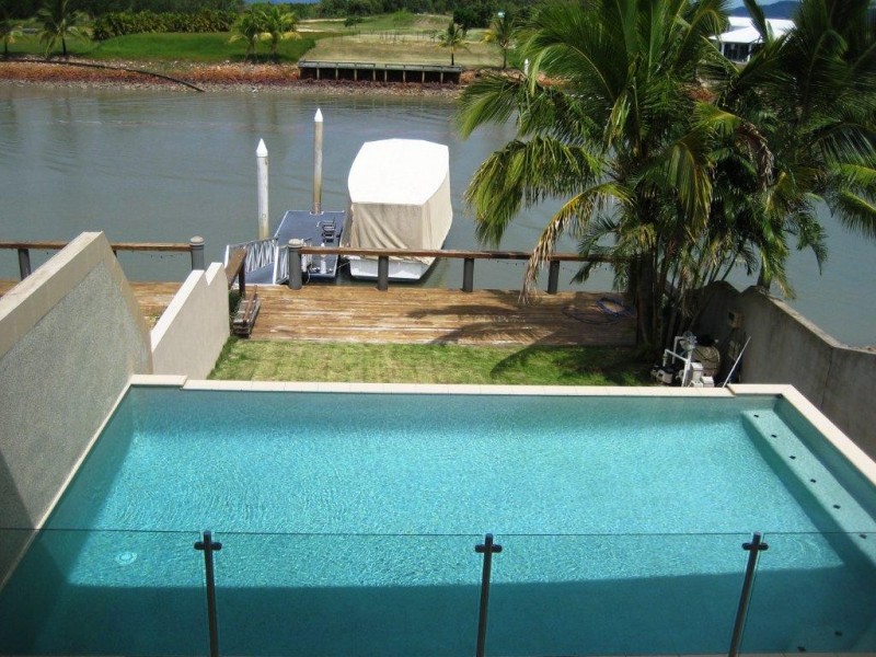 22A Royal Palm Avenue, Cardwell QLD 4849