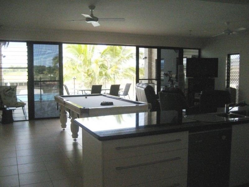 22A Royal Palm Avenue, Cardwell QLD 4849