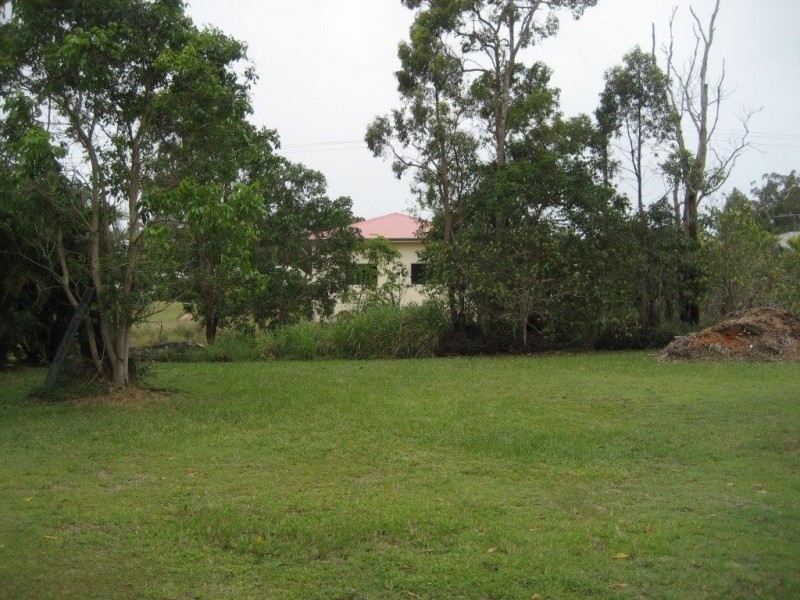 6 Lawson Drive, Cardwell QLD 4849