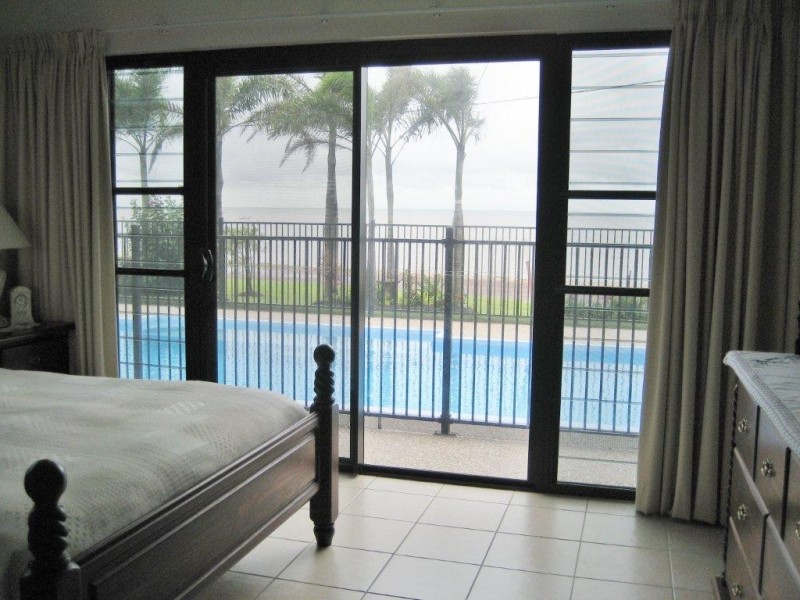 15 Marine Parade, Cardwell QLD 4849