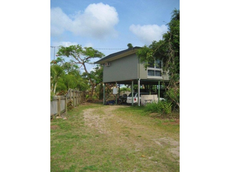7 Jamieson Street, Cardwell QLD 4849