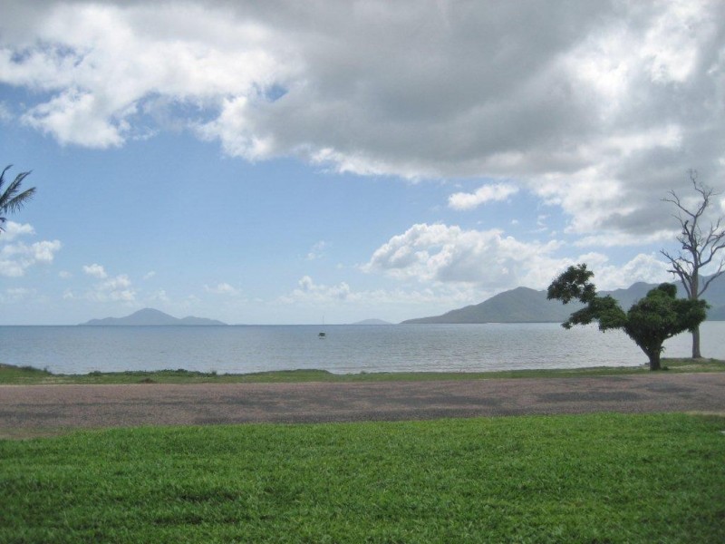 63 Marine Parade, Cardwell QLD 4849