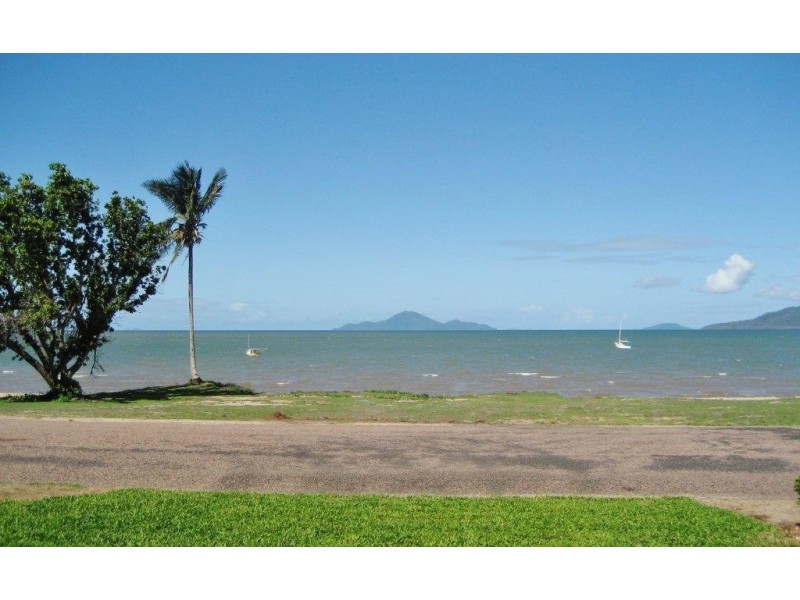 63 Marine Parade, Cardwell QLD 4849