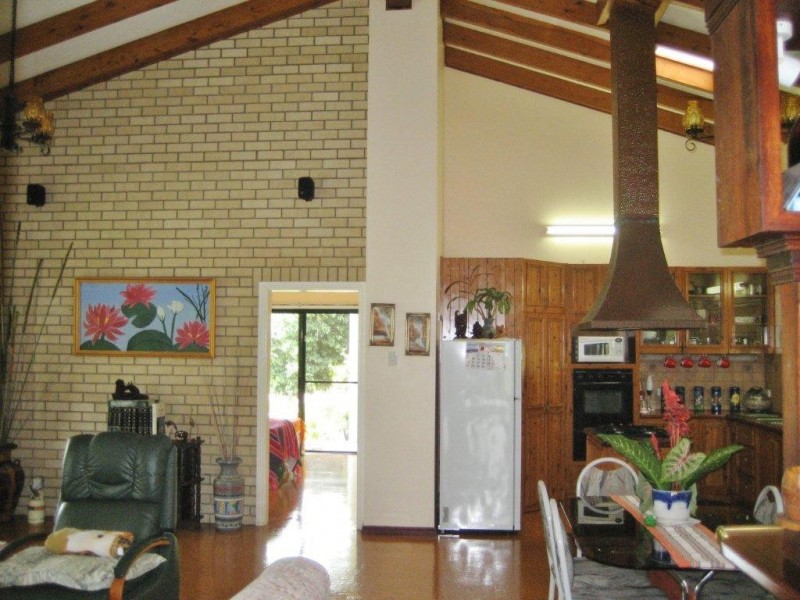 709 Ellerbeck Road, Cardwell QLD 4849