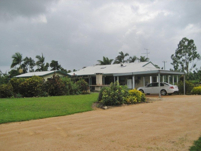 709 Ellerbeck Road, Cardwell QLD 4849