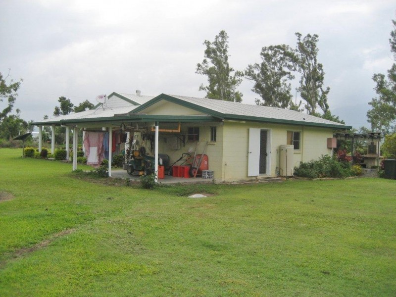 709 Ellerbeck Road, Cardwell QLD 4849
