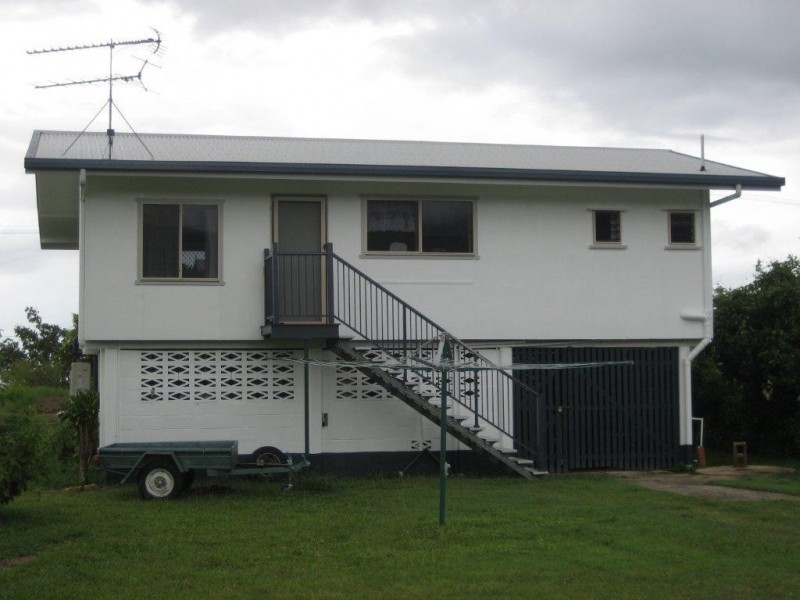 180 Victoria Street, Cardwell QLD 4849