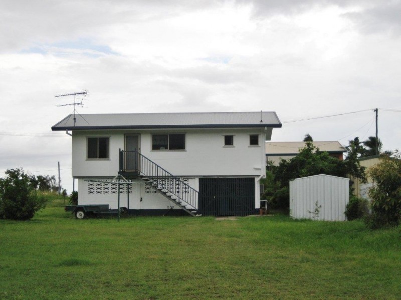 180 Victoria Street, Cardwell QLD 4849