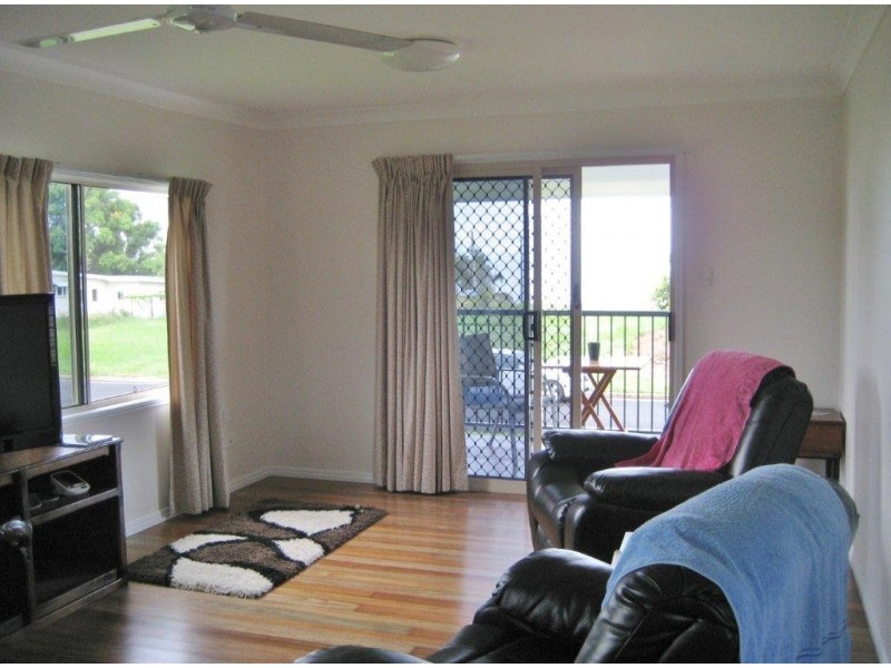 180 Victoria Street, Cardwell QLD 4849