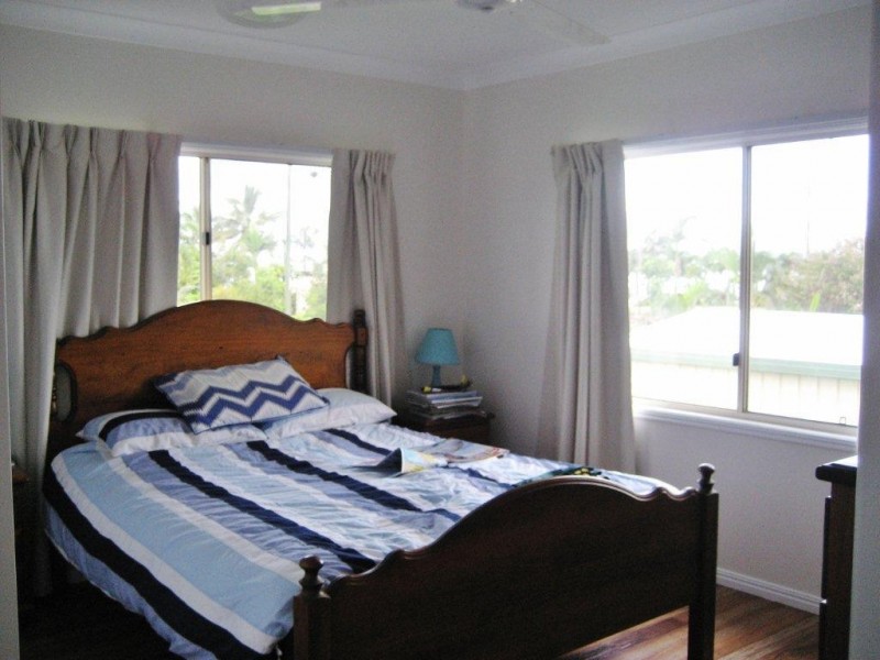 180 Victoria Street, Cardwell QLD 4849