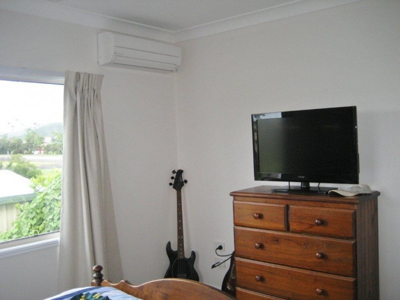 180 Victoria Street, Cardwell QLD 4849