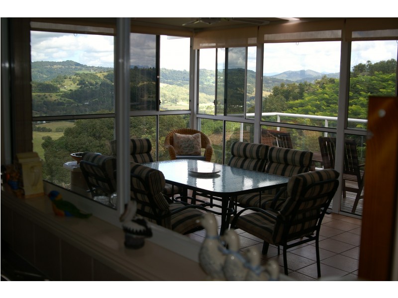 16 Vail Crt, Bilambil Heights NSW 2486