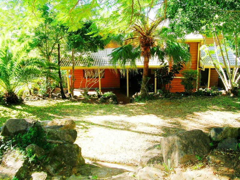 27 Scenic Dr, Bilambil Heights NSW 2486