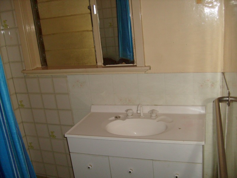 4 Tilby Street, Cloverdale WA 6105