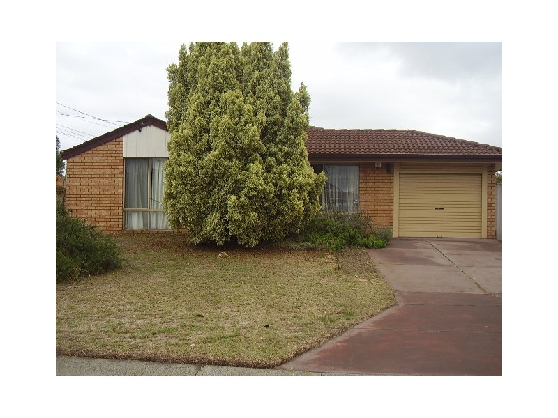 42 Darwin Crescent, Beechboro WA 6063