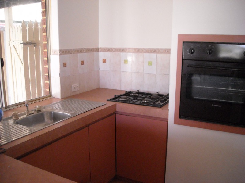 8 Brookside Gardens, Caversham WA 6055